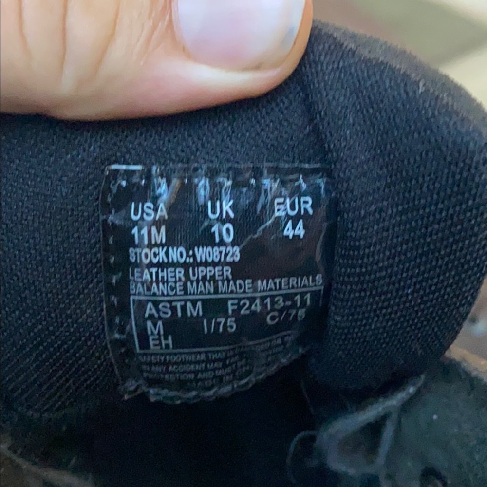 Work boots - Picture 2 of 4